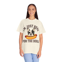 Load image into Gallery viewer, A casual and comfortable T-shirt with a funny &#39;I&#39;m just here for the Dogs&#39; design
